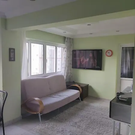 Apartmán Beylikduezue Boelgesinde Ferah Bir Site Ici Konut *
